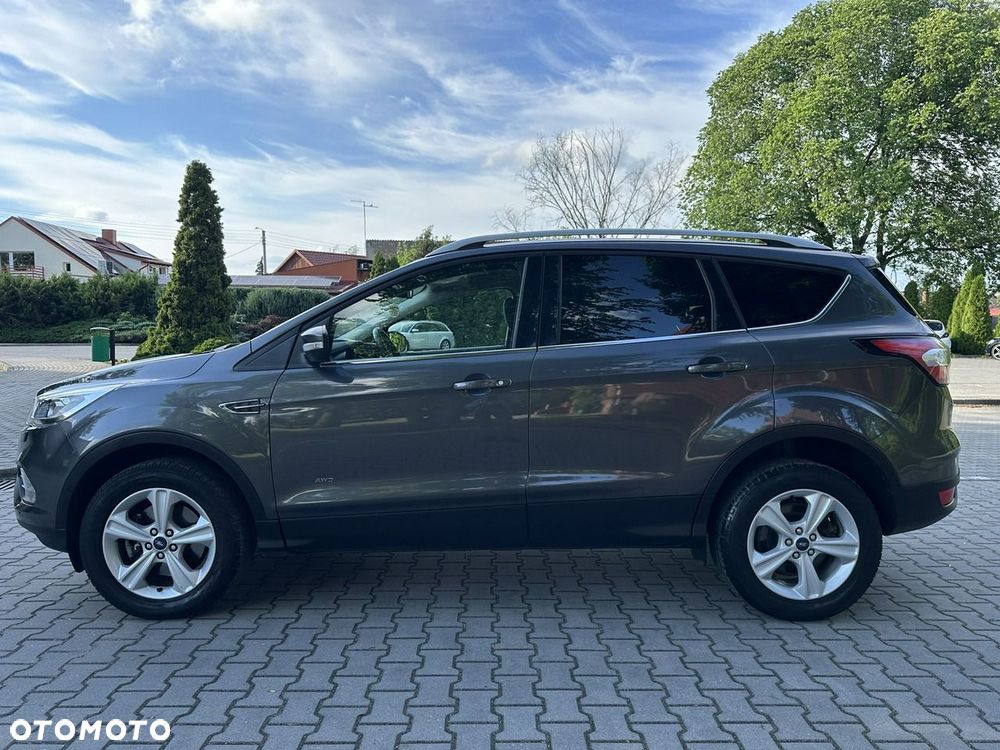 Ford Kuga - 2