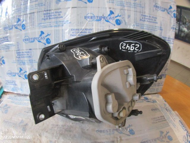 Farol Tras 3202001439 0520159630E FIAT TIPO 2 FASE 2 2016 1.3JTD 95CV 5P BRANCO ESQ - 3