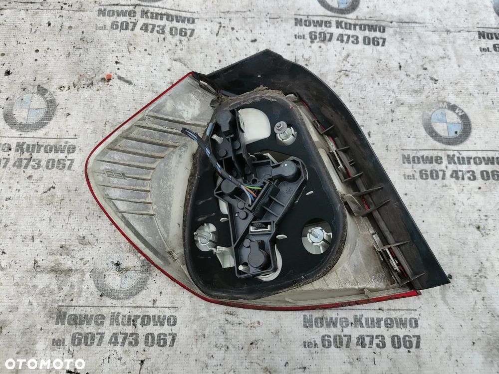 BMW E87 Lampa tylna prawa 6324502 - 4