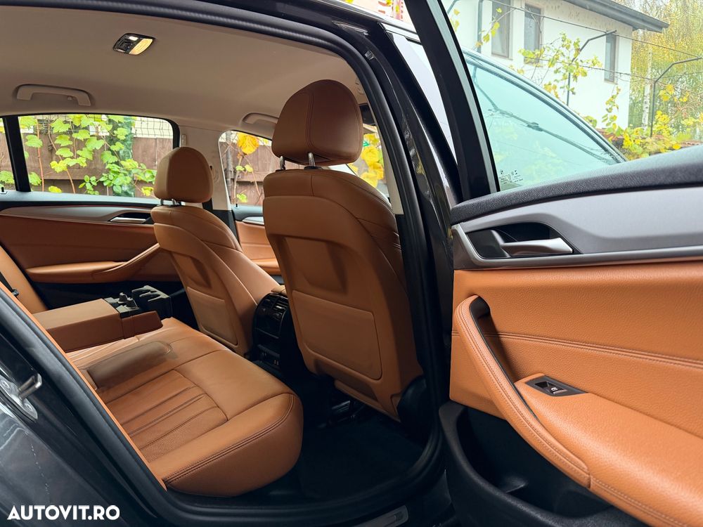 BMW Seria 5 518d AT MHEV - 35