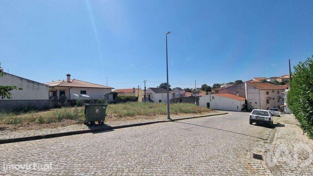 Terreno para construção em Casas do Soeiro de 594,00 m2 - Grande imagem: 5/5