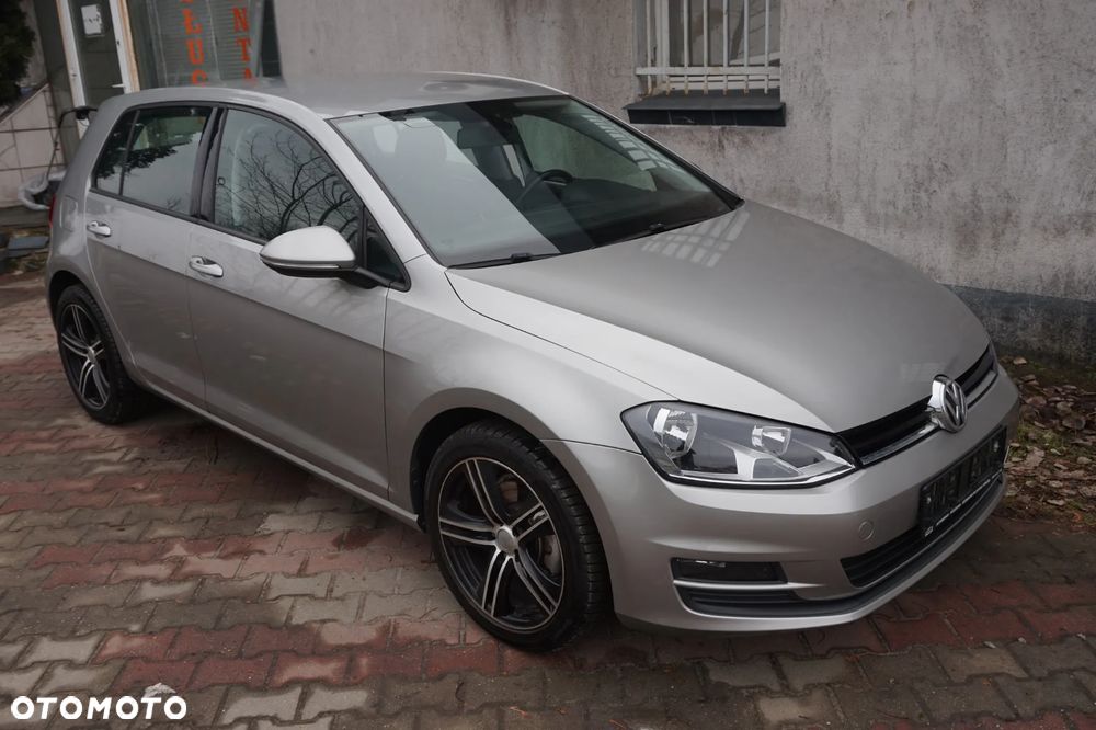 Volkswagen Golf - 20