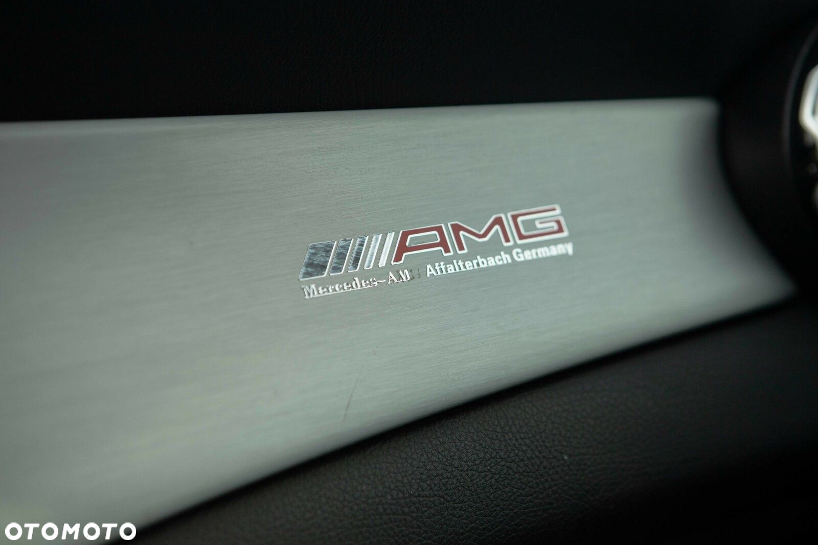 Mercedes-Benz GLA 220 4-Matic AMG Line - 33