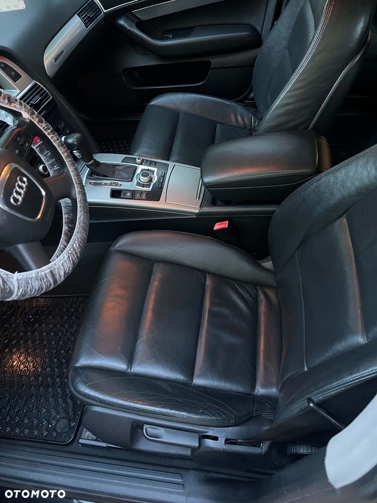 Audi A6 Allroad - 12
