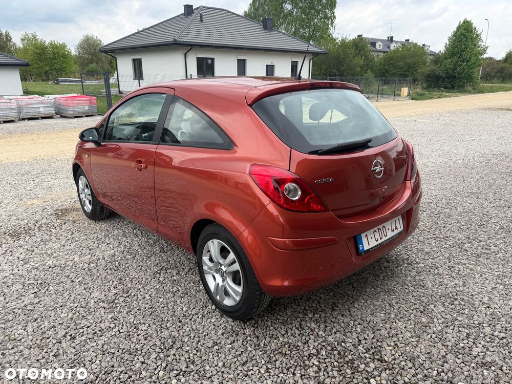 Opel Corsa - 3