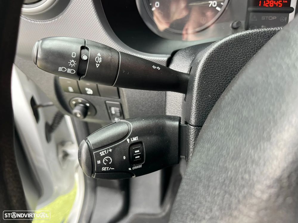 Peugeot Partner | 1.6 HDI | 3 Lug. | POUCOS KM's - 17