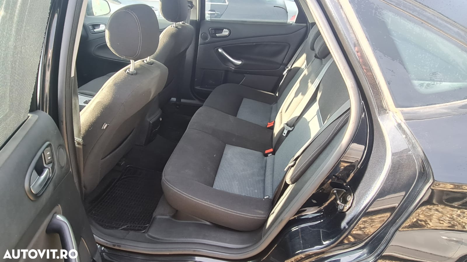 Ford Mondeo 1.8 TDCi Trend - 8
