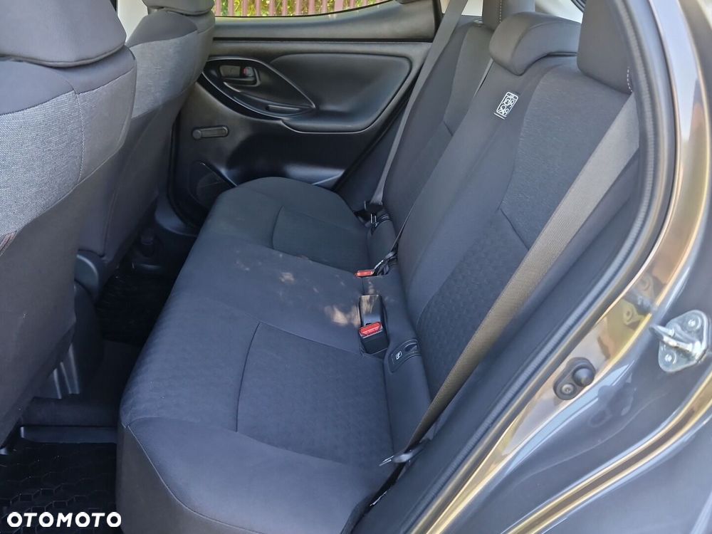 Toyota Yaris - 14