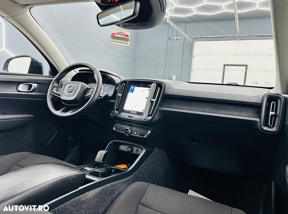 Volvo XC 40 T2 AT8 Momentum - 22