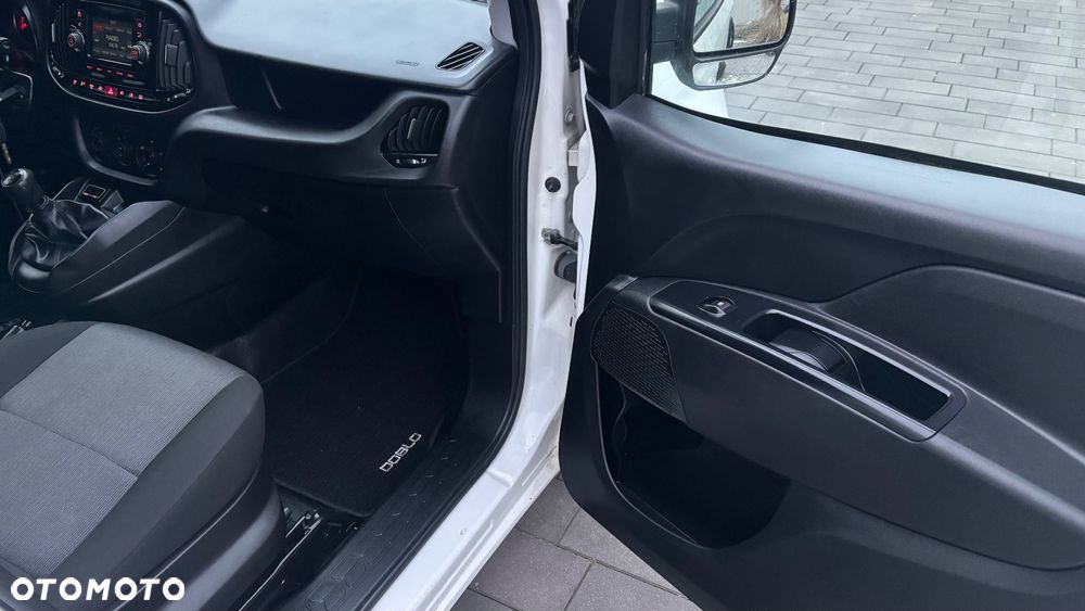 Fiat Doblo - 19