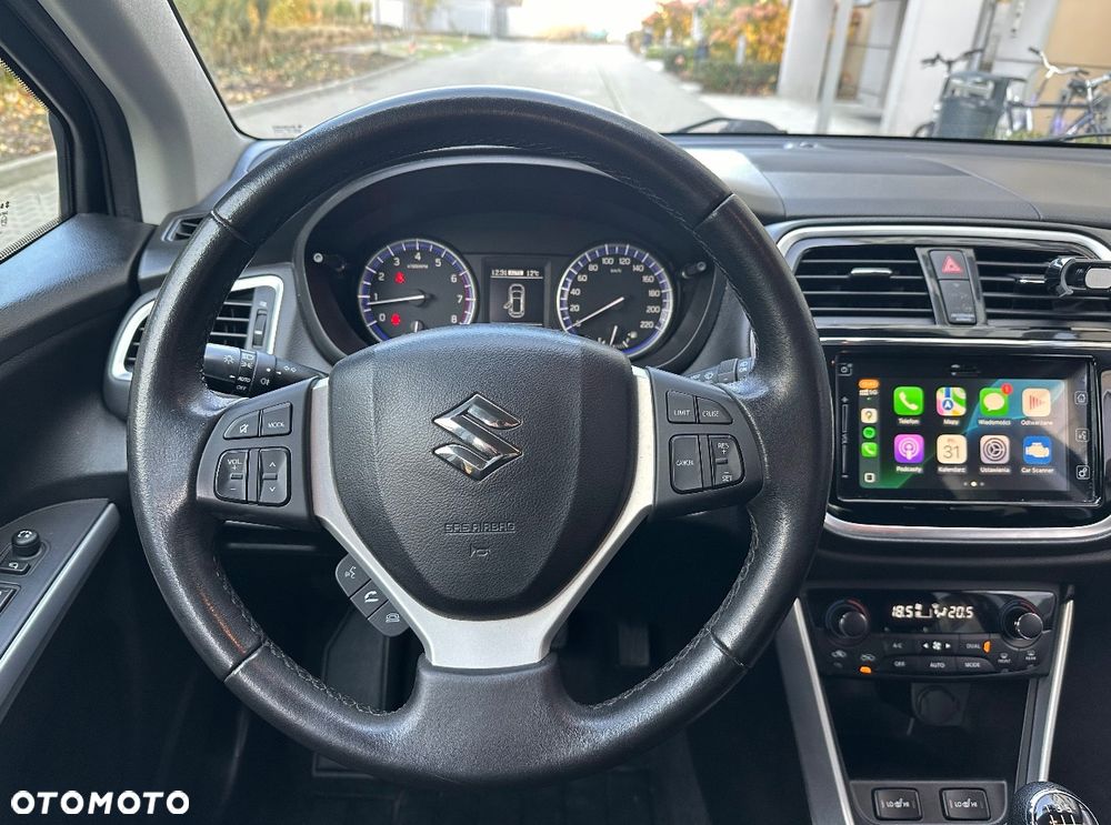 Suzuki SX4 S-Cross 1.4 T Premium 4WD - 8