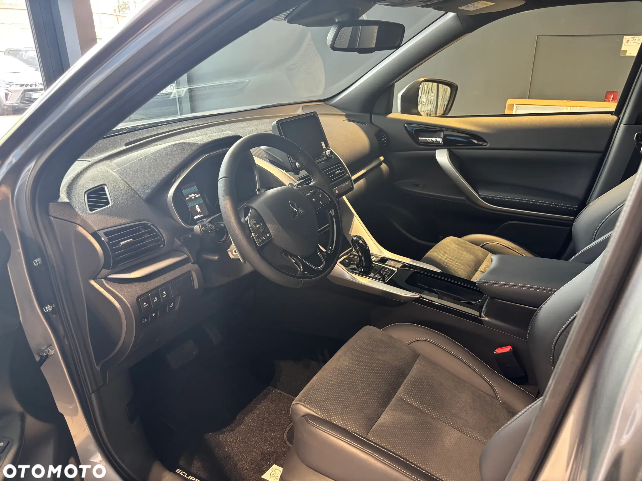 Mitsubishi Eclipse Cross - 5