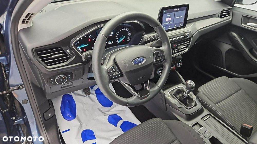 Ford Focus 1.0 EcoBoost Titanium - 9