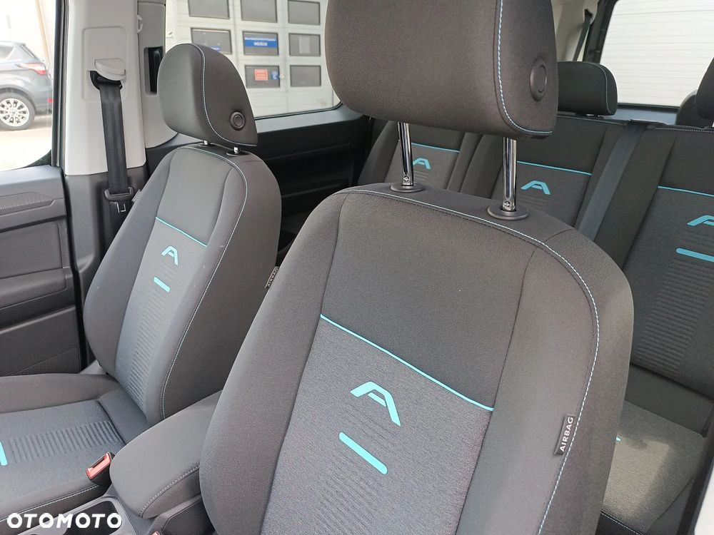 Ford Tourneo Connect Grand 2.0 EcoBlue Active - 11