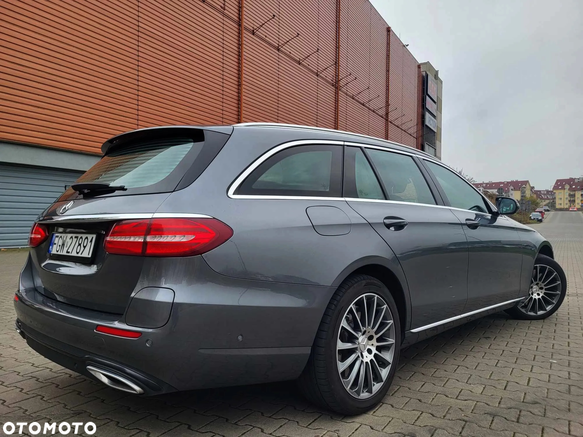 Mercedes-Benz Klasa E 300 de 9G-TRONIC - 5