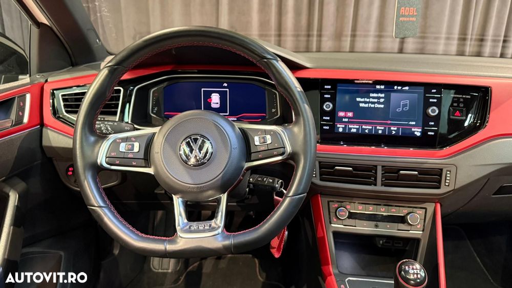Volkswagen Polo 2.0 TSI GTI - 20