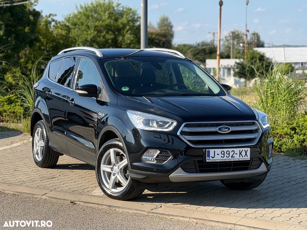 Ford Kuga 1.5 EcoBoost 2WD Titanium - 1