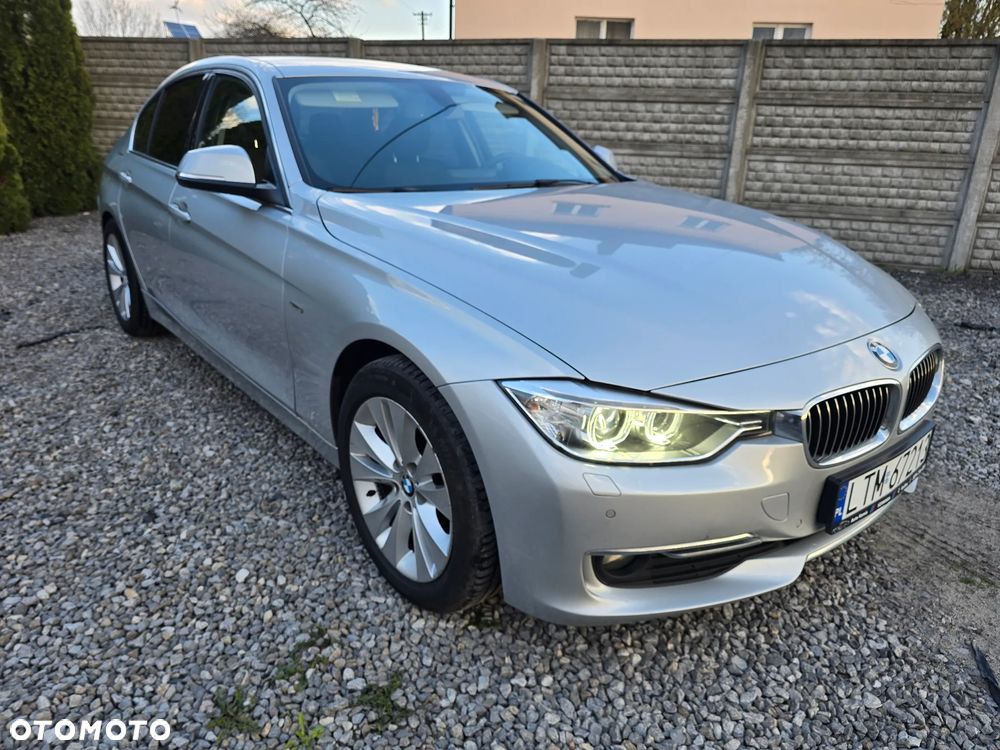 BMW Seria 3 320d - 23