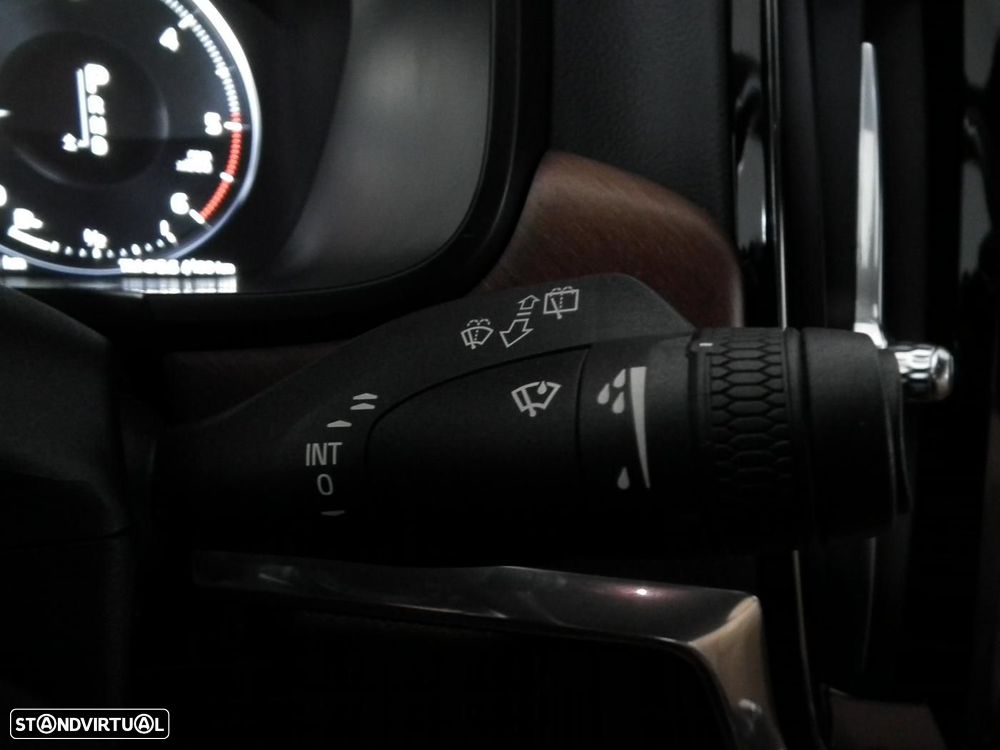 Volvo V90 2.0 D4 Inscription Geartronic - 28