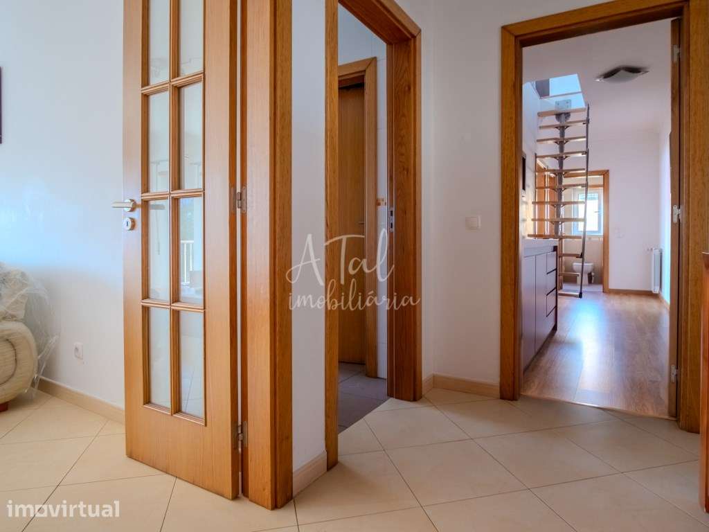 Apartamento T2+1 para Arrendamento no Barreiro | 2 Lugares de Estac... - Grande imagem: 2/22
