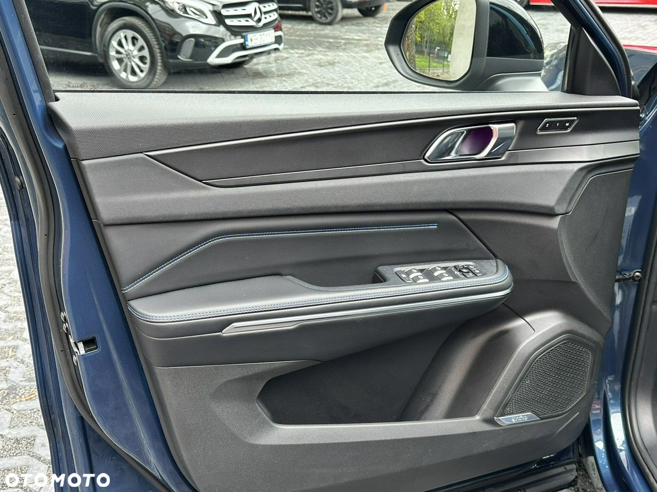 Lynk & Co 01 PHEV - 12