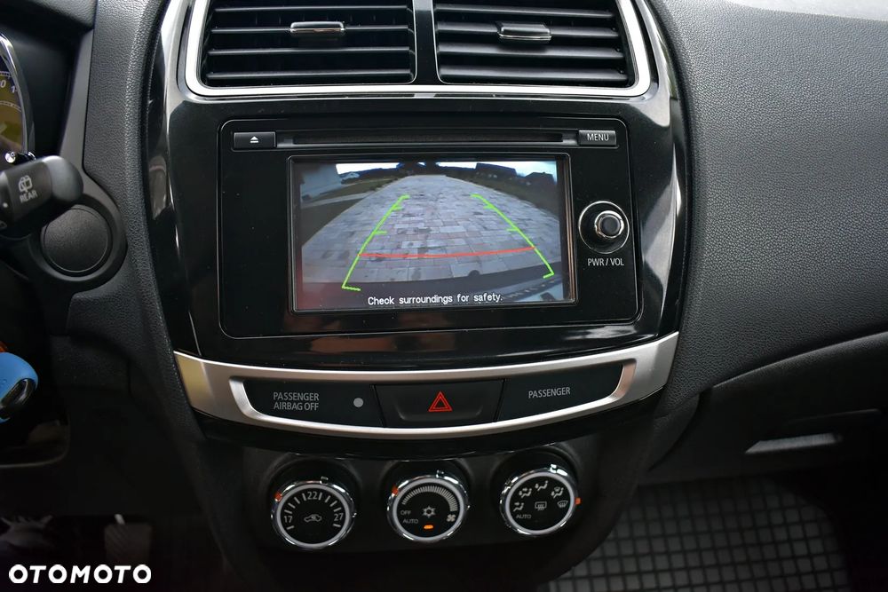 Mitsubishi ASX 1.6 2WD Plus - 32