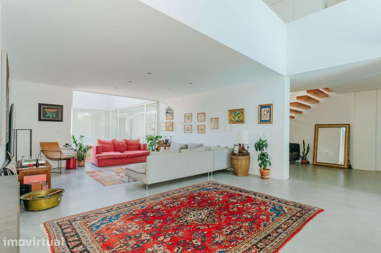 Moradia de Arquitetura Contemporânea em Vila Nova de Santo Estêvão - Grande imagem: 4/60