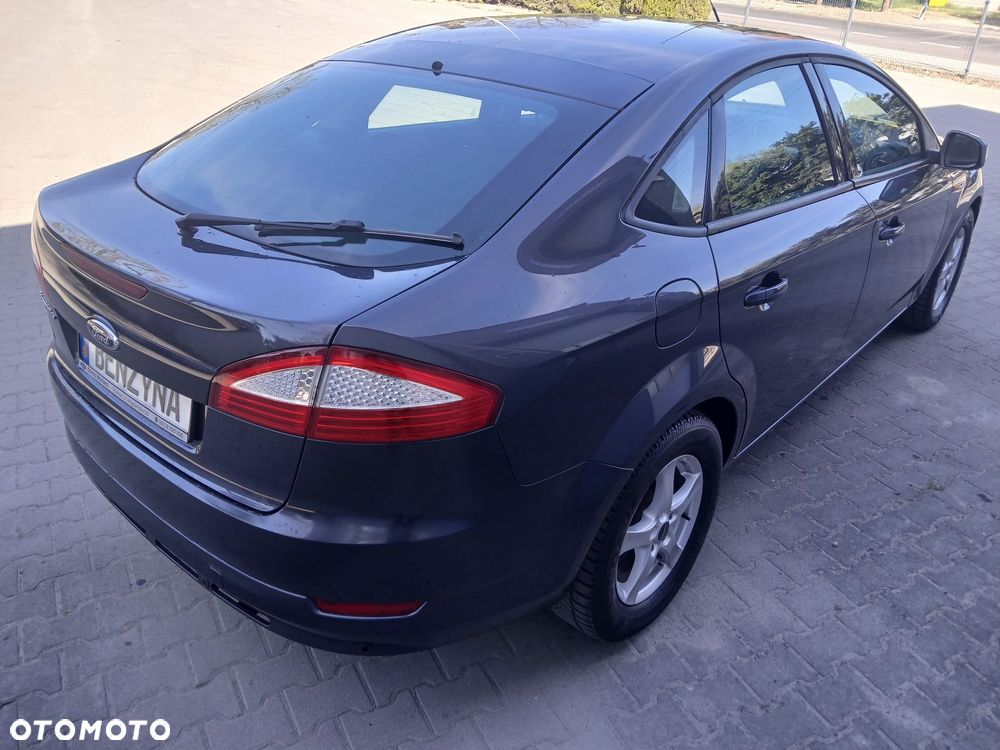 Ford Mondeo - 8