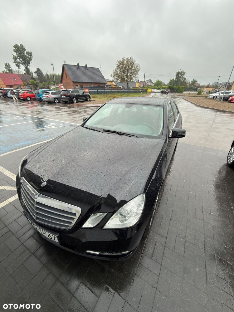 Mercedes-Benz Klasa E 220 CDI BlueEff - 2