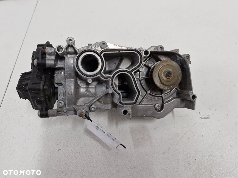 VOLKSWAGEN PASSAT B8 GOLF VII 1.5 TSI POMPA WODY OBUDOWA NASTAWNIK 05E121042B 05E907593 - 9