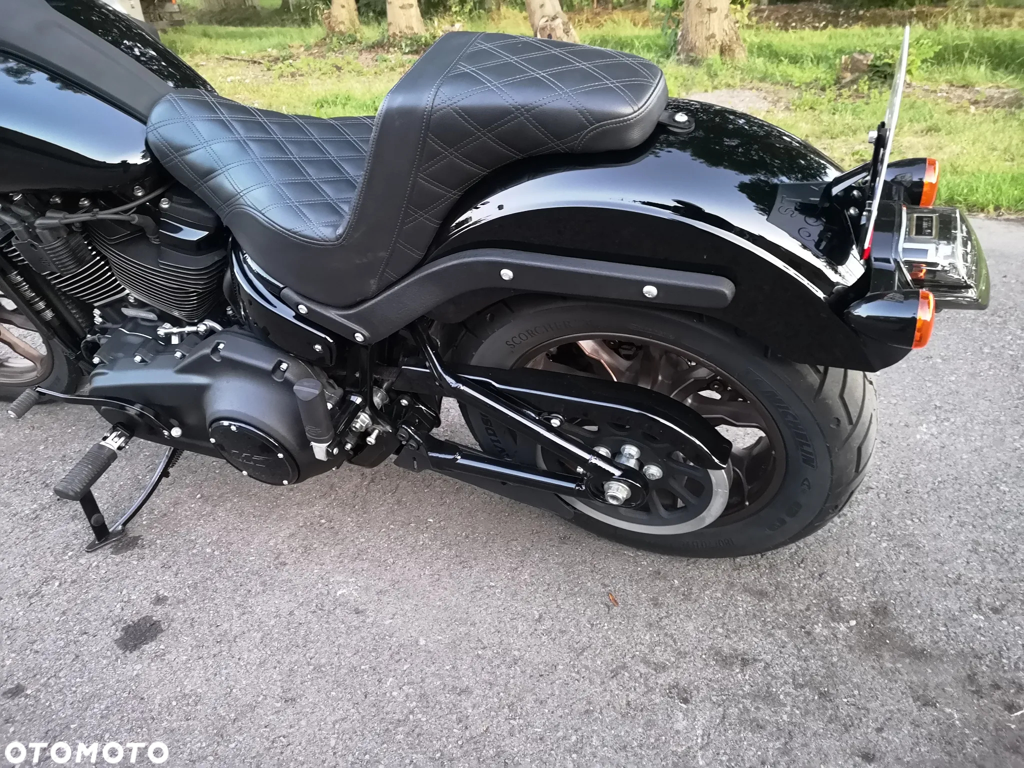 Harley-Davidson Softail Low Rider - 4