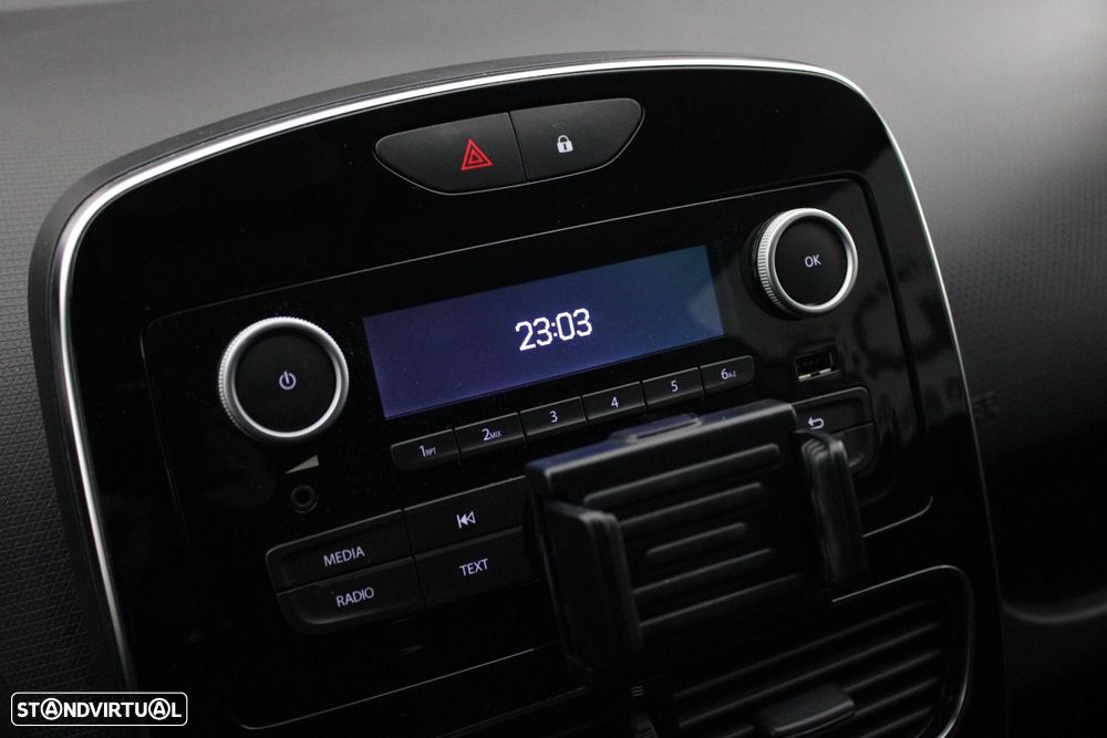 Renault Clio 1.5 dCi Zen — fotografia 15