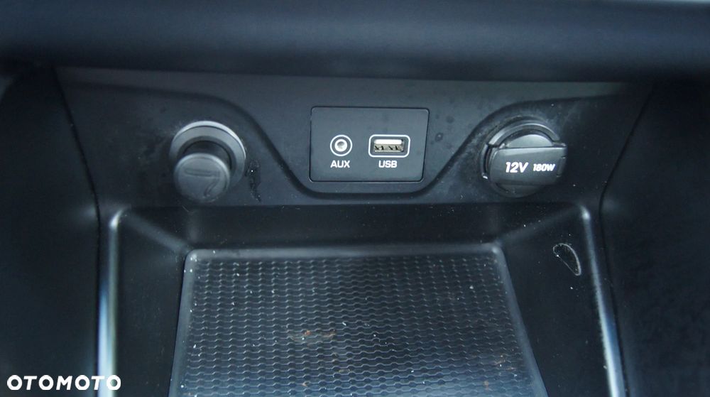 Hyundai Tucson blue 1.6 GDi 2WD Navi - 25