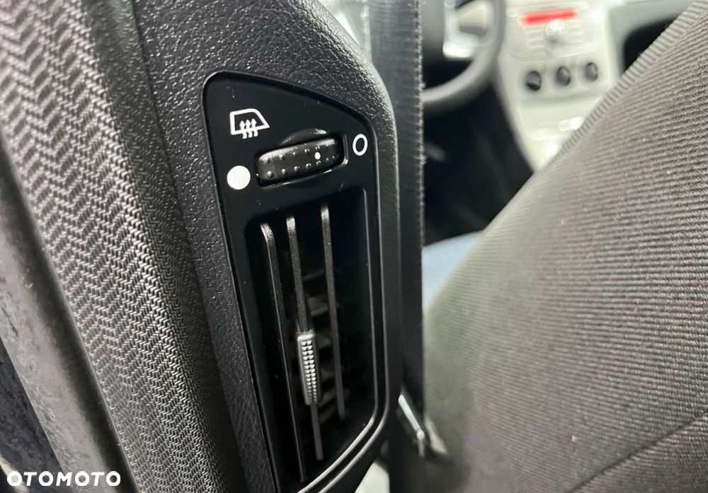 Ford Galaxy - 28