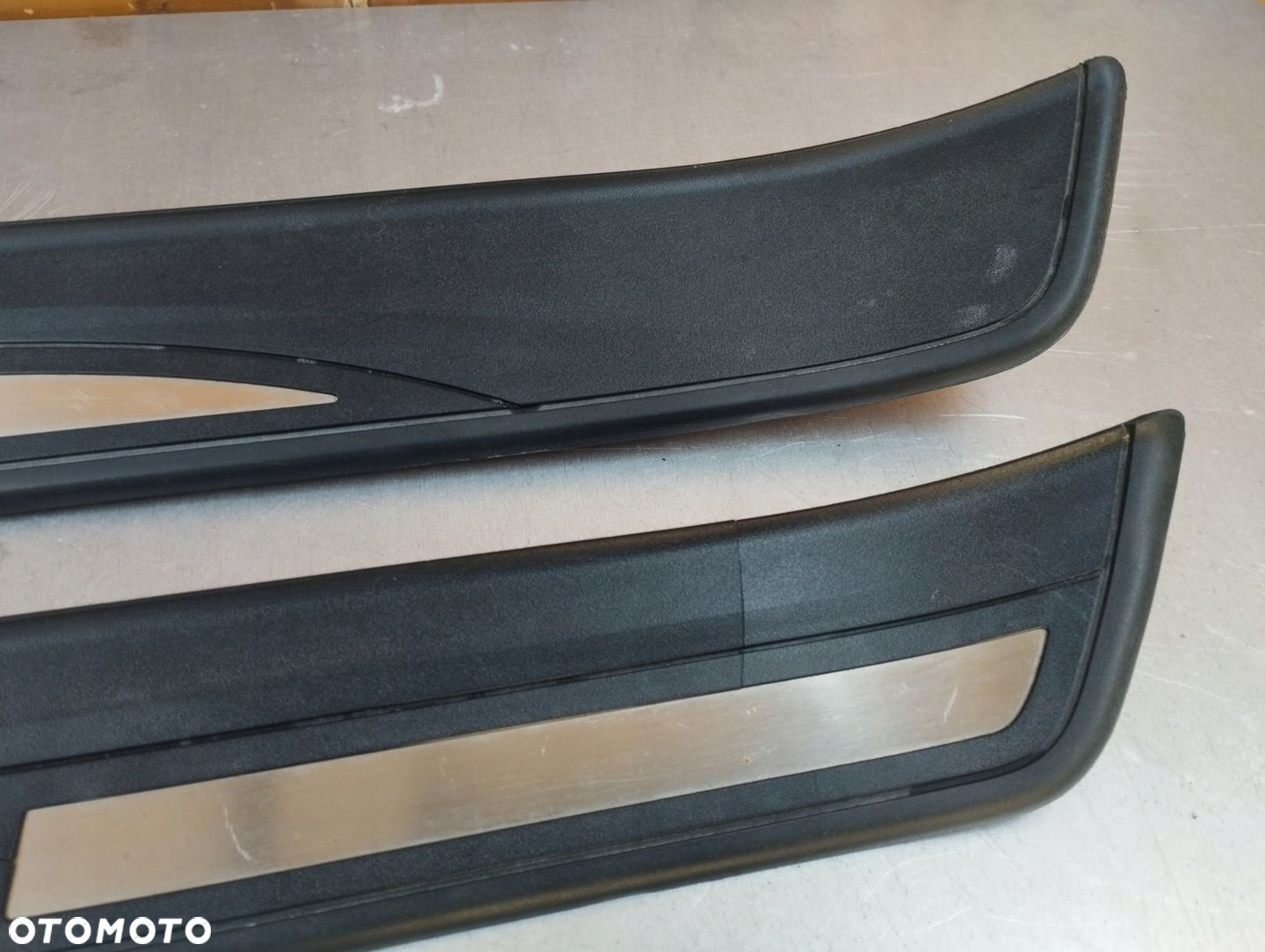 BMW E90 E91 LISTWY PROGOWE komplet - 4