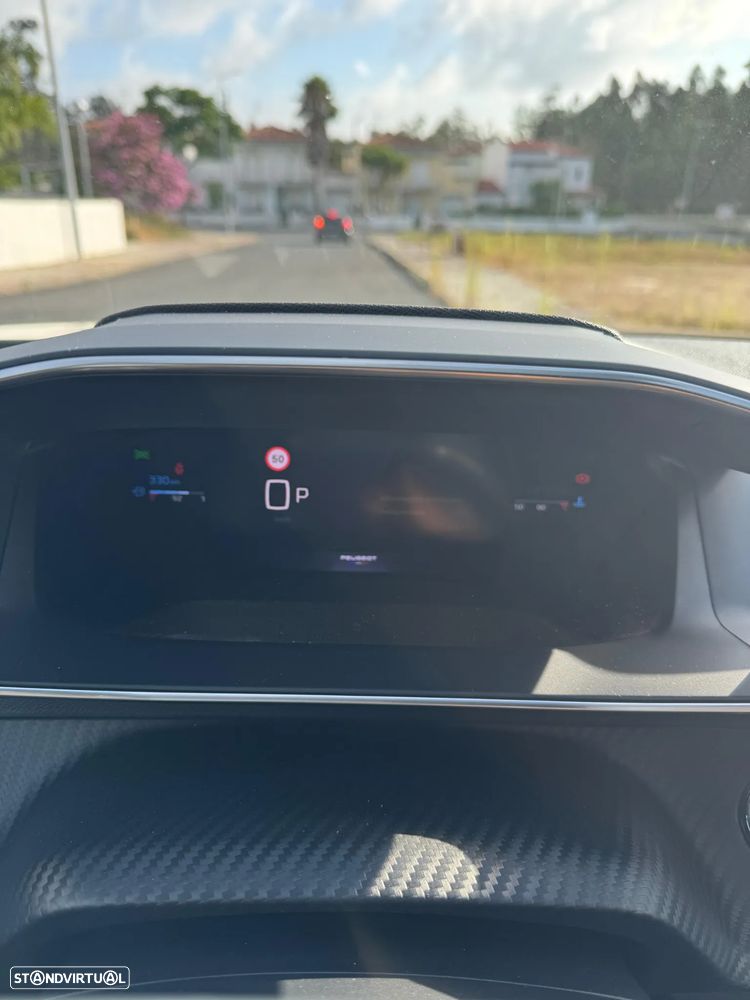 Peugeot 2008 1.2 PureTech GT EAT8 - 8