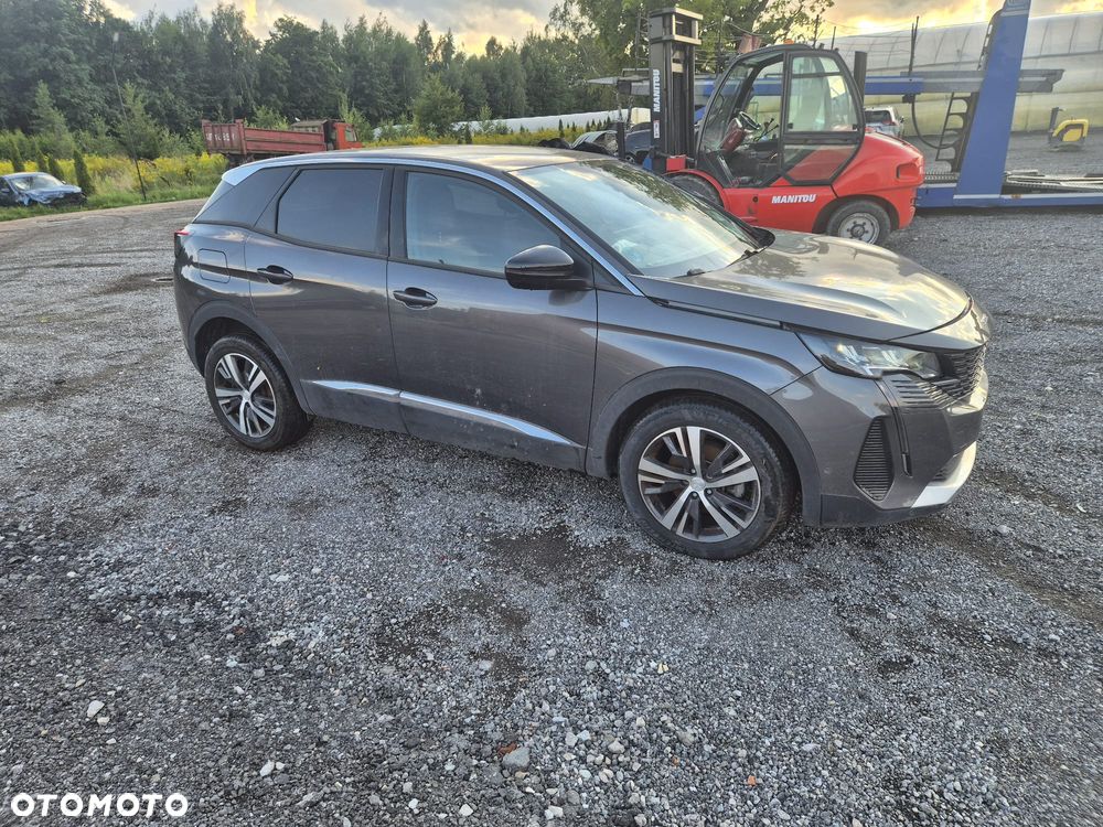 Peugeot 3008 1.2 PureTech Allure Pack S&S EAT8 - 17