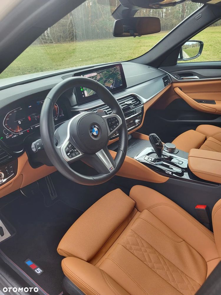 BMW Seria 5 520d mHEV M Sport sport - 15
