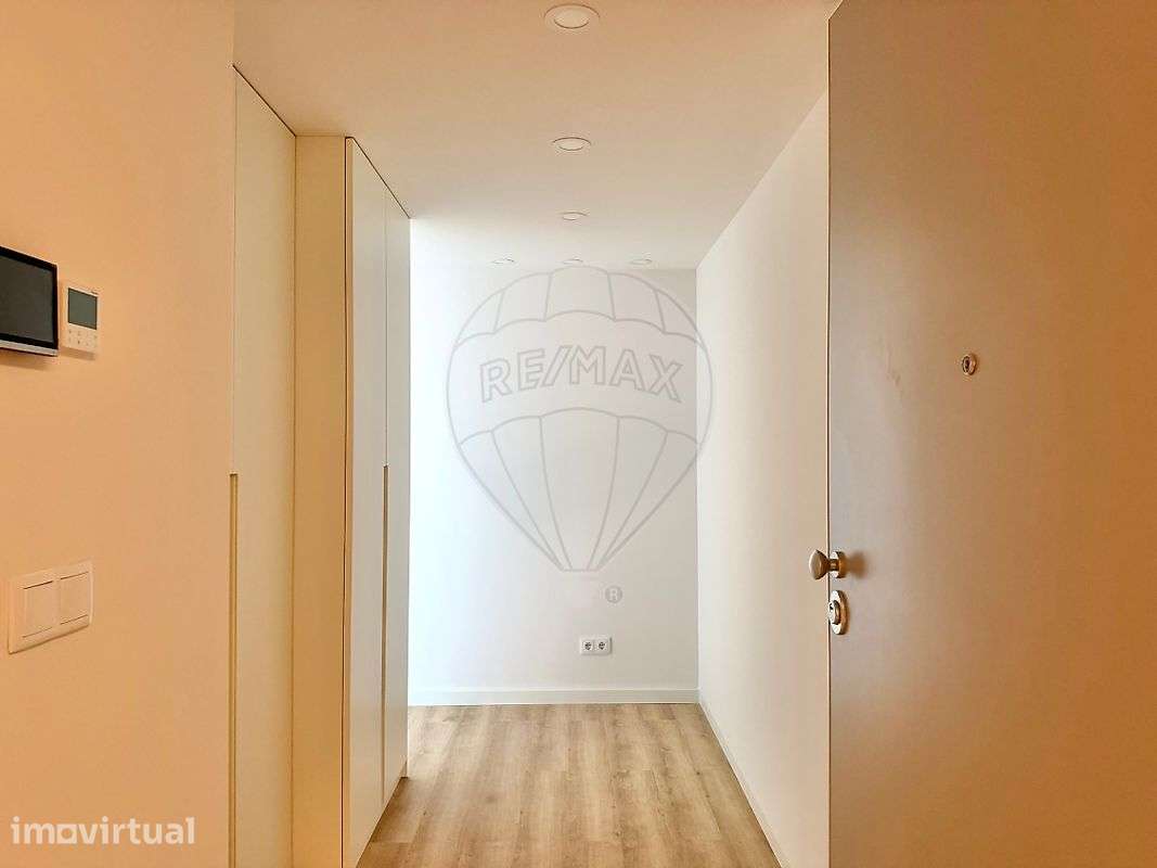 Apartamento T1 para arrendamento - Grande imagem: 2/21