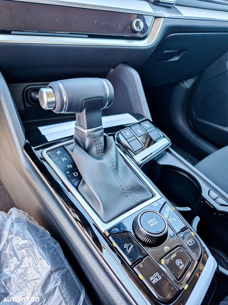 Kia Sportage 1.6 T-GDI 7DCT HP 4x2 MHEV Urban - 8