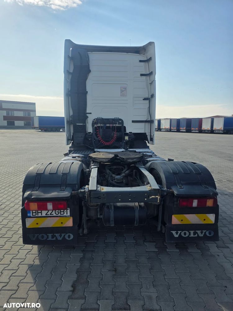 Volvo - 25