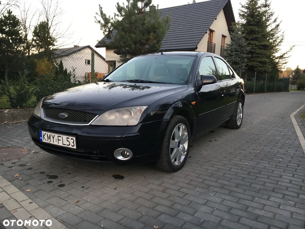 Ford Mondeo 2.0 TDDi Ghia - 1