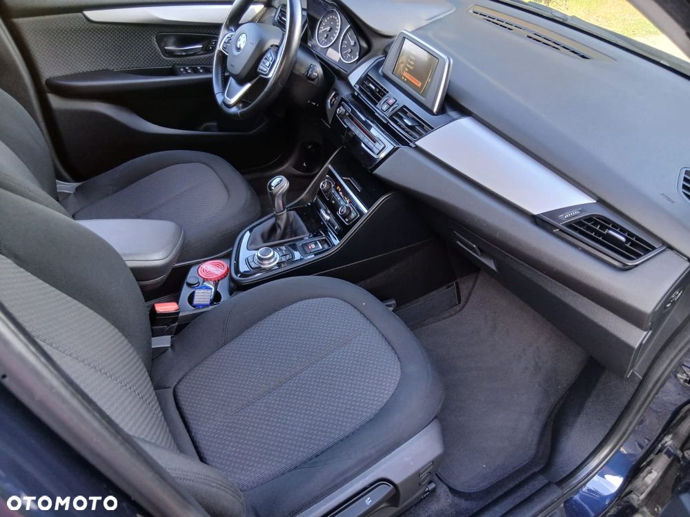 BMW Seria 2 218d xDrive Luxury Line - 30