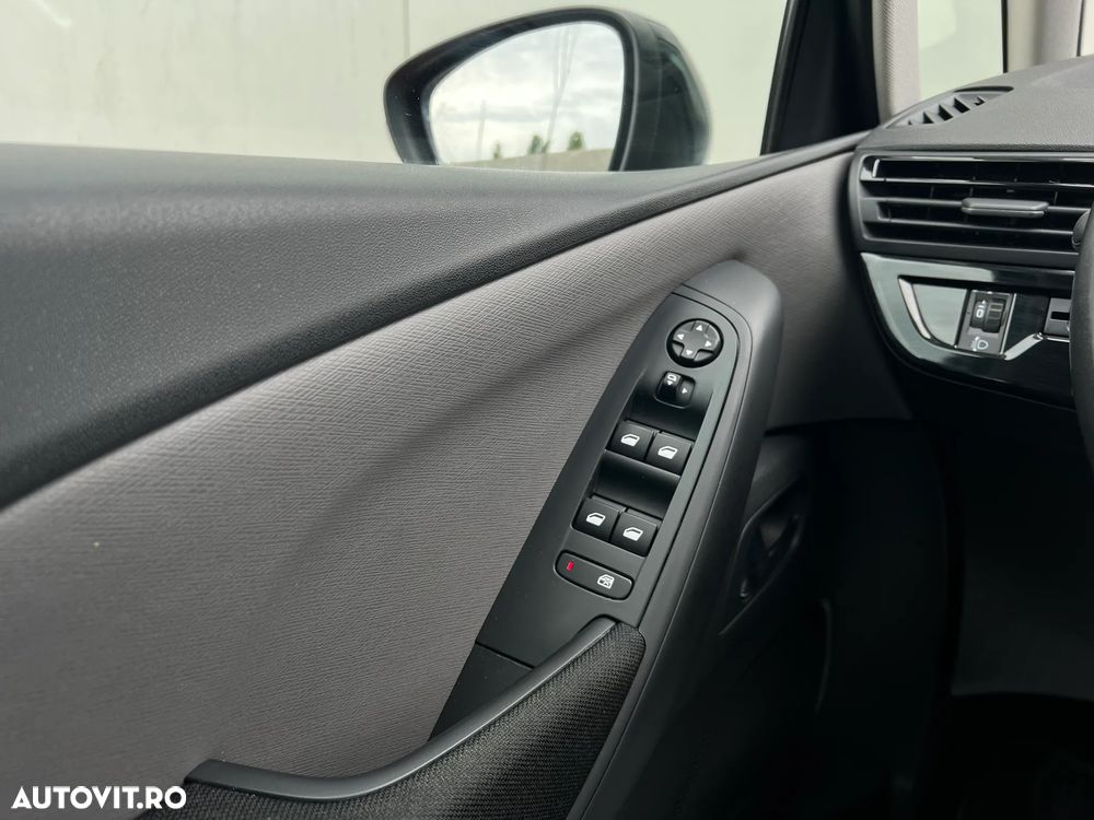 Citroën C4 Grand Space Tourer Spacetourer PureTech 130 Stop&Start EAT8 SELECTION - 13