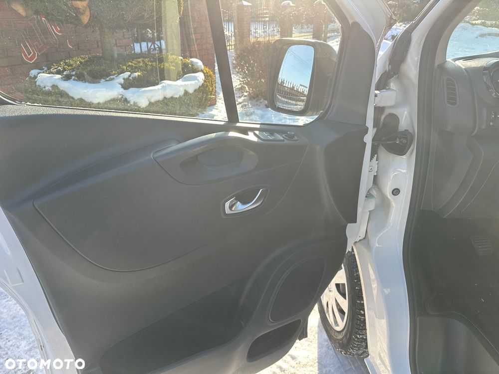 Renault trafic - 17