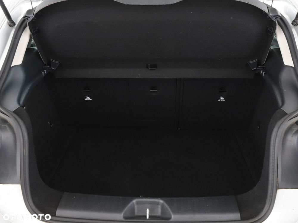 Mercedes-Benz Klasa A 180 (BlueEFFICIENCY) 7G-DCT Urban - 21