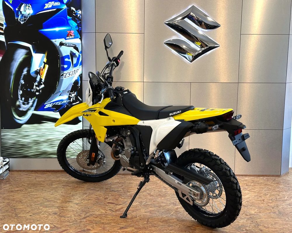 Suzuki DR-Z - 8