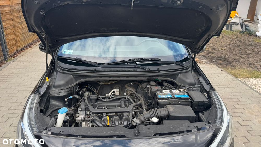 Hyundai i20 1.2 Elegant - 11