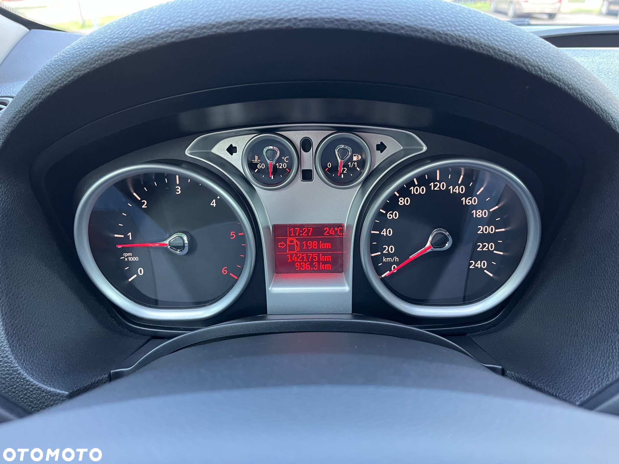 Ford Kuga 2.0 TDCi 4WD Titanium - 29