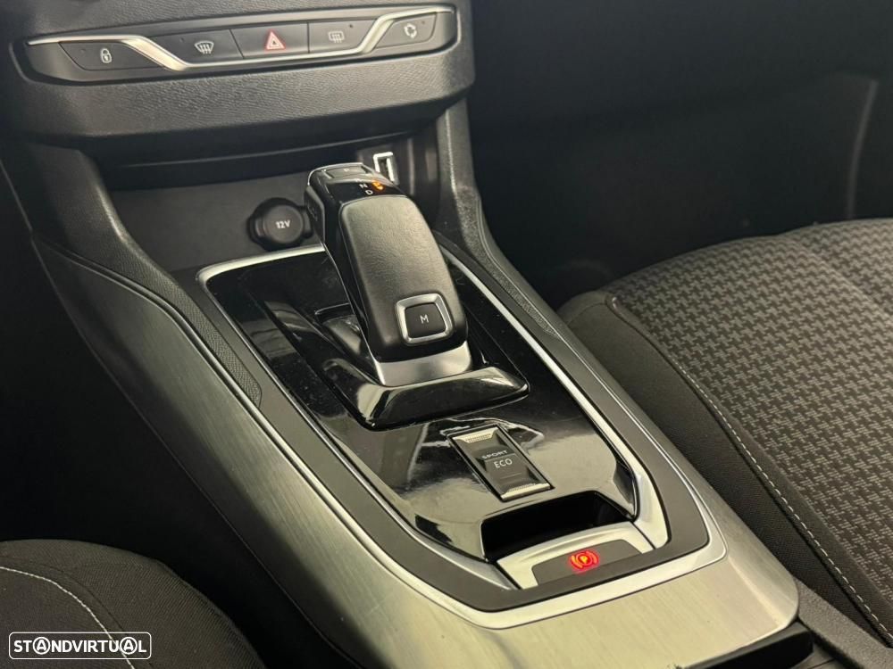 Peugeot 308 1.5 BlueHDi Allure Pack EAT8 - 25
